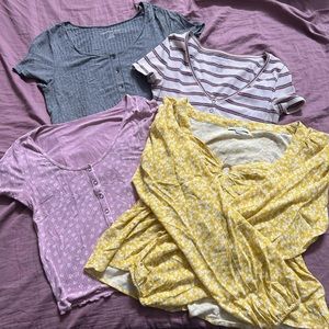 4 American Eagle Tops!!
